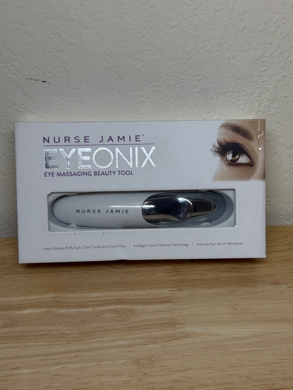 Nurse Jamie Eyeonix Eye Massaging Beauty Tool.